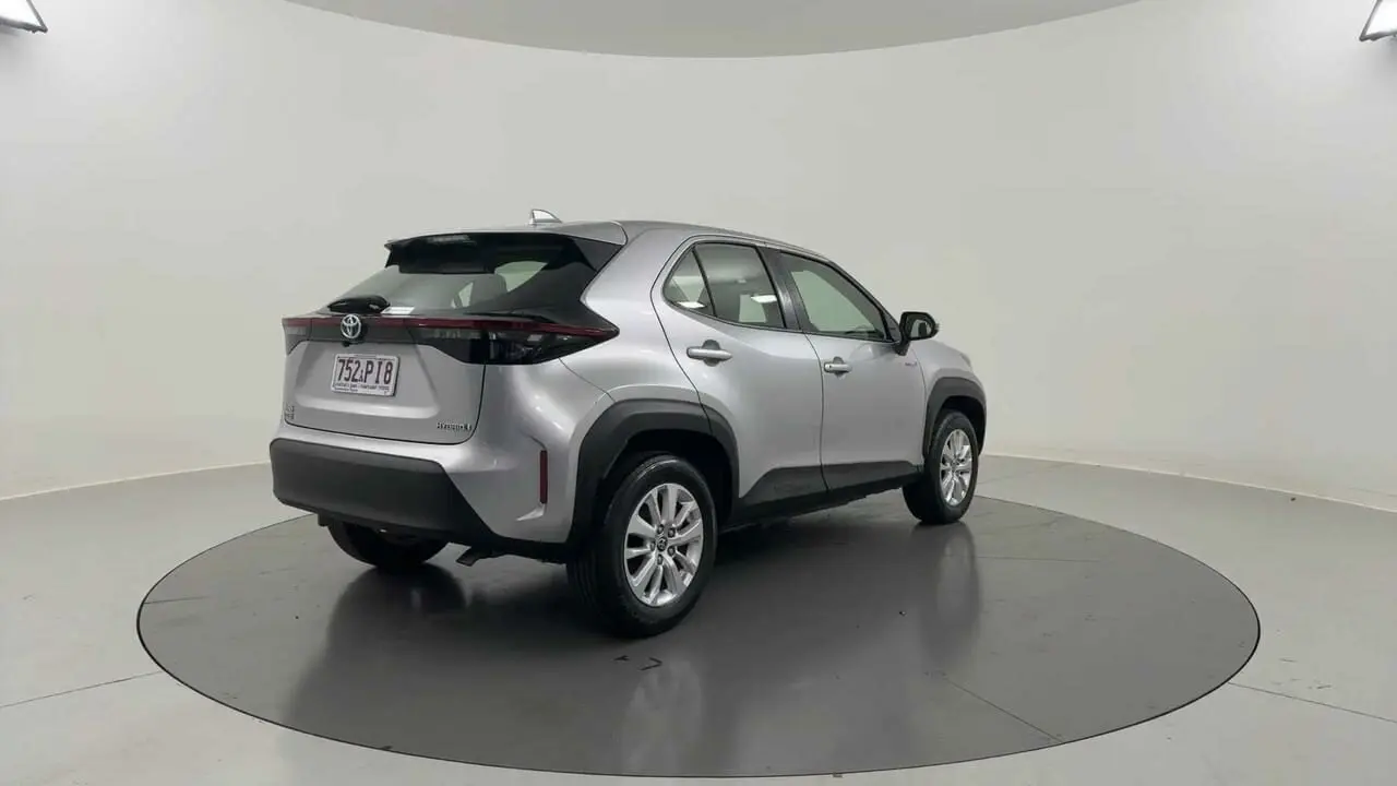 2021 Toyota Yaris Cross Gallery Image 5