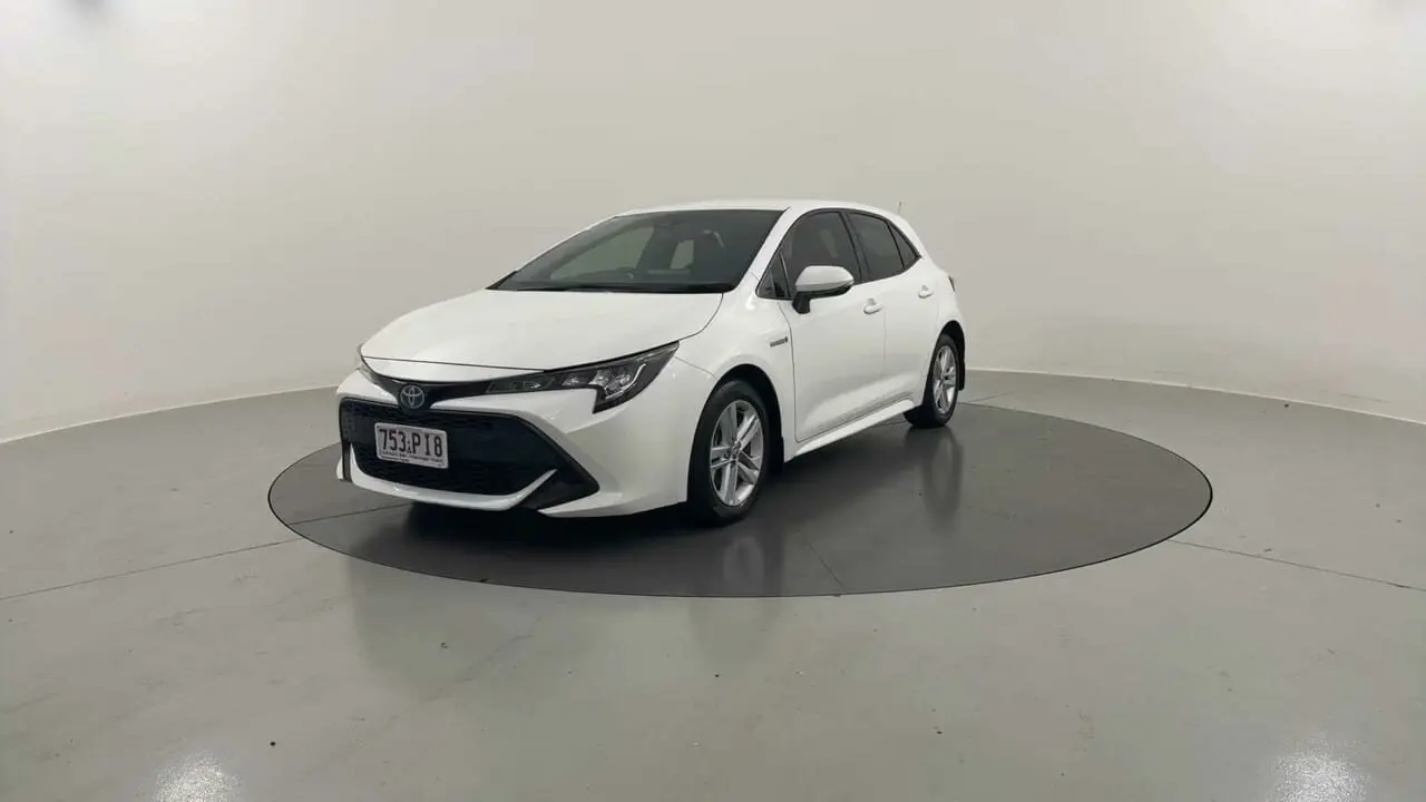 2021 Toyota Corolla Gallery Image 1
