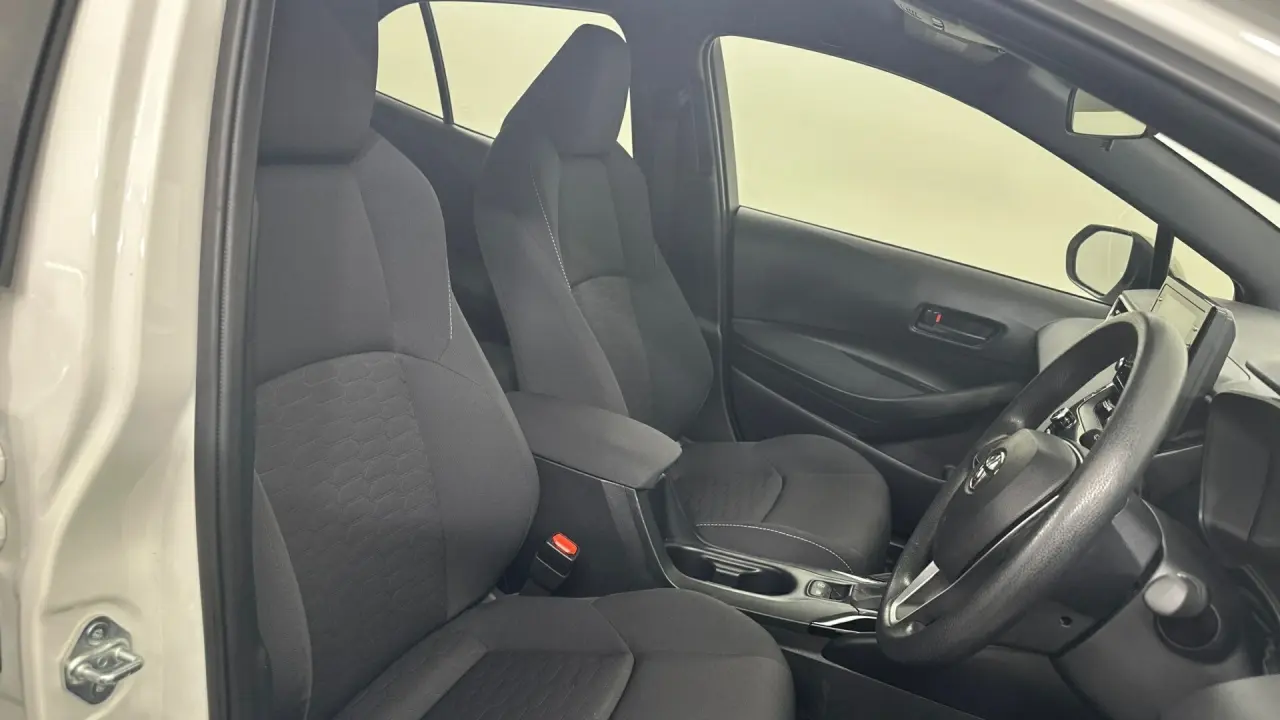 2021 Toyota Corolla Gallery Image 15