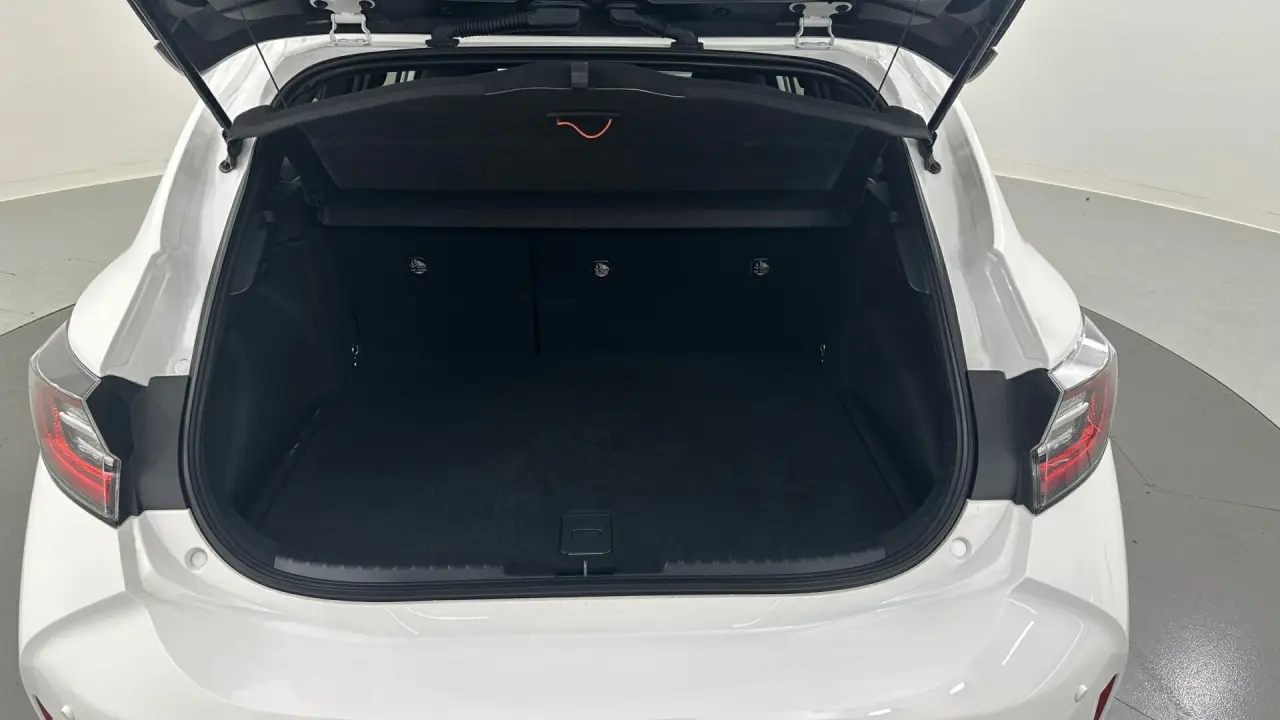 2021 Toyota Corolla Gallery Image 18