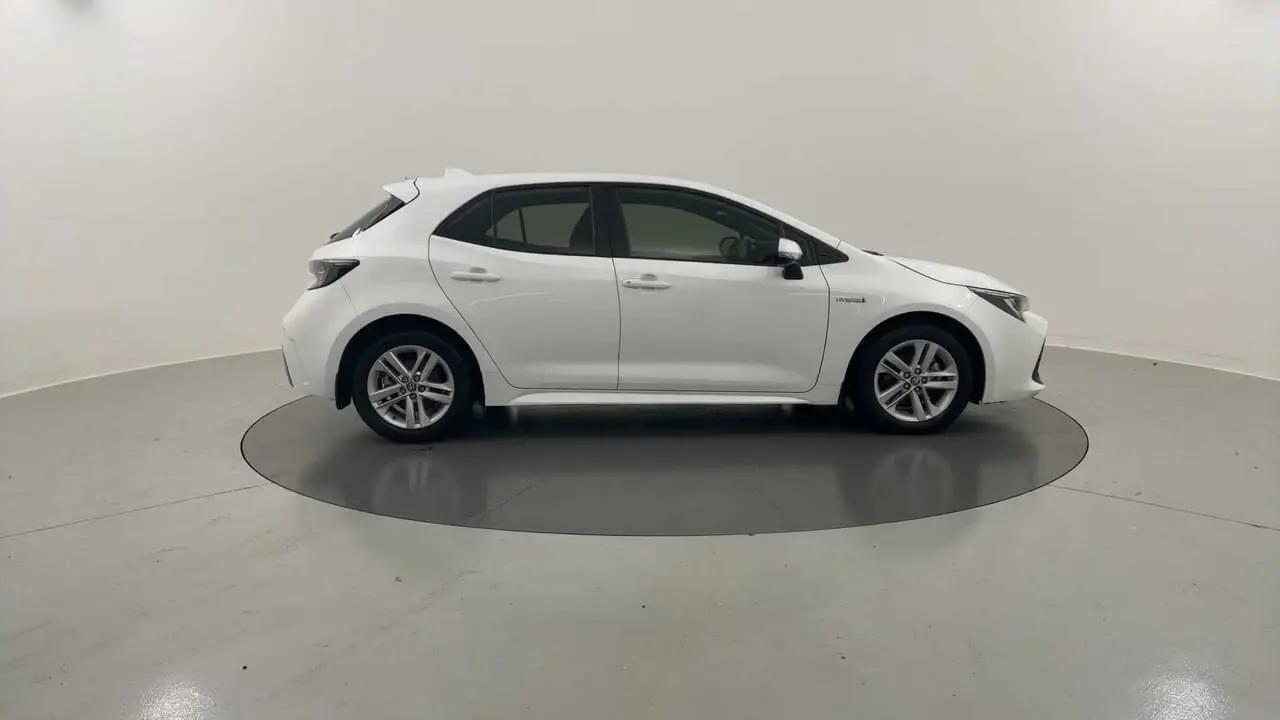 2021 Toyota Corolla Gallery Image 6