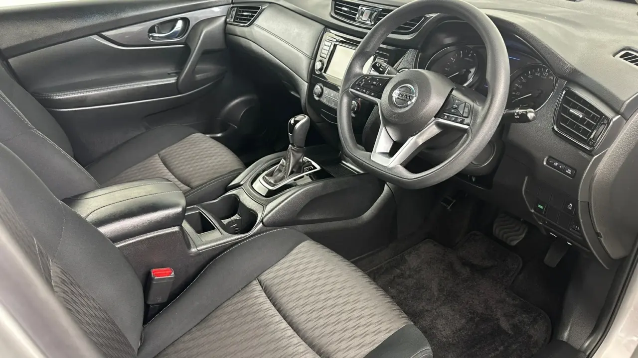 2021 Nissan X-Trail Gallery Image 13