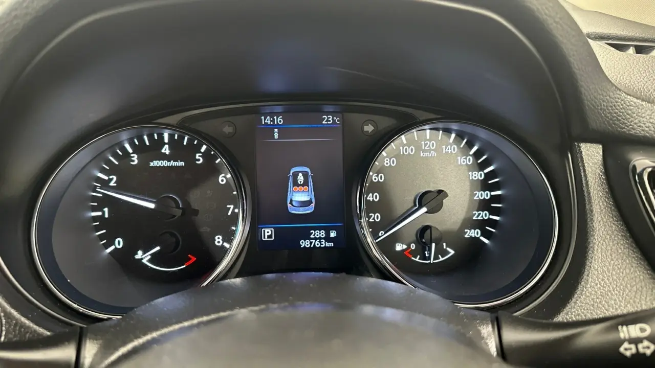 2021 Nissan X-Trail Gallery Image 9