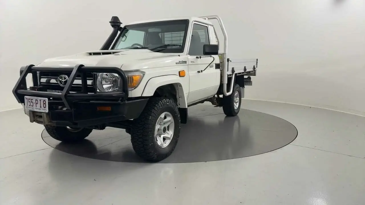 2018 Toyota Landcruiser Gallery Image 1