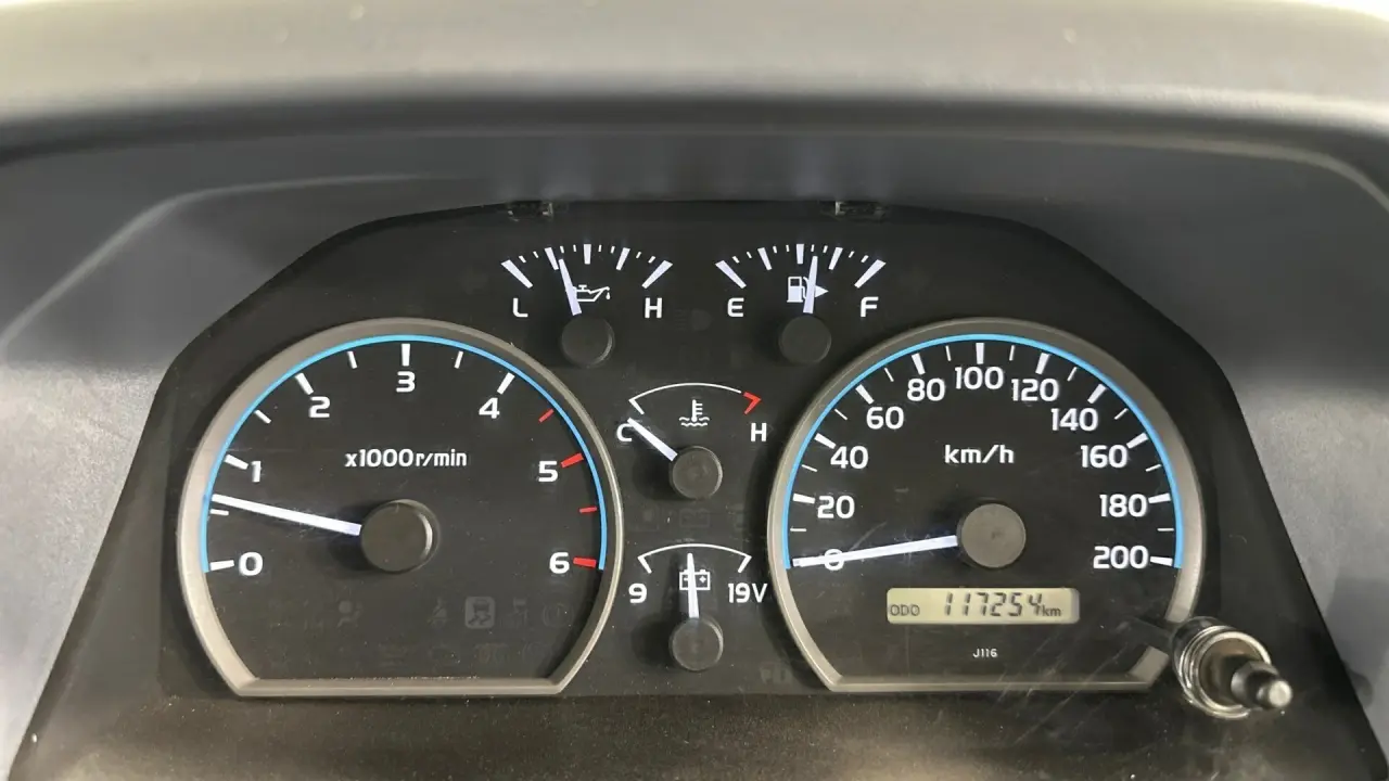 2018 Toyota Landcruiser Gallery Image 9