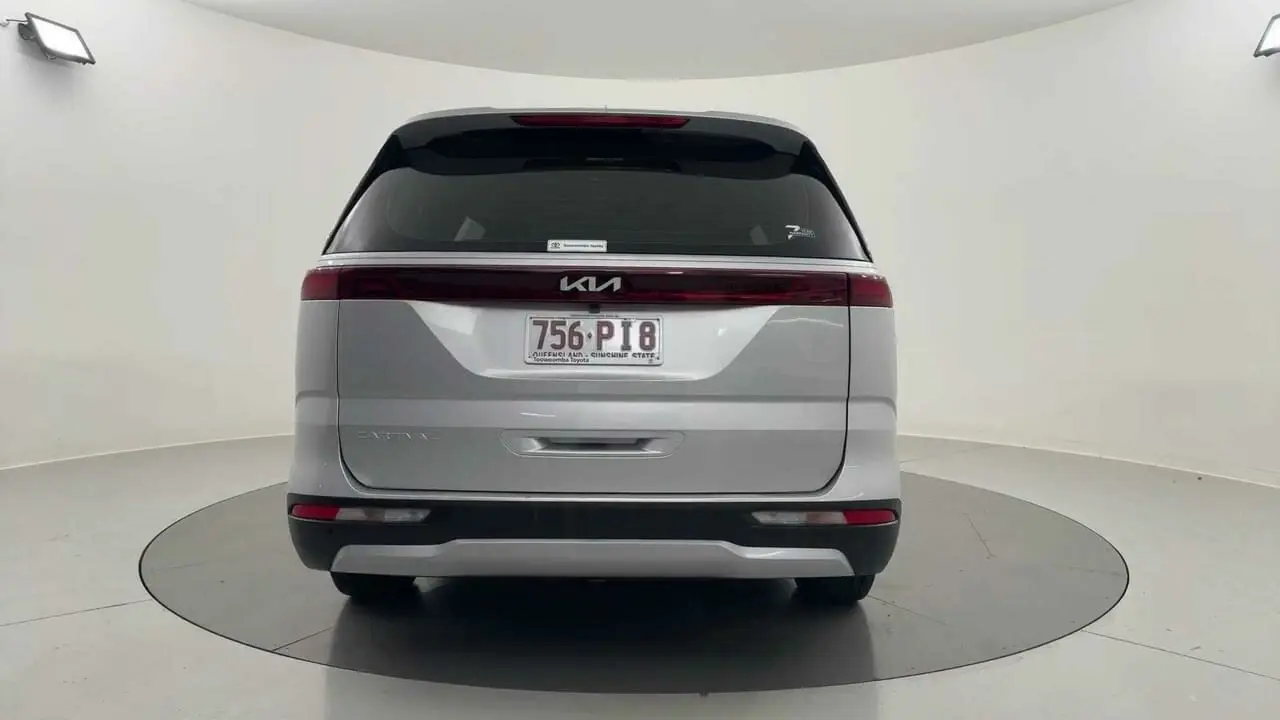 2021 Kia Carnival Gallery Image 4
