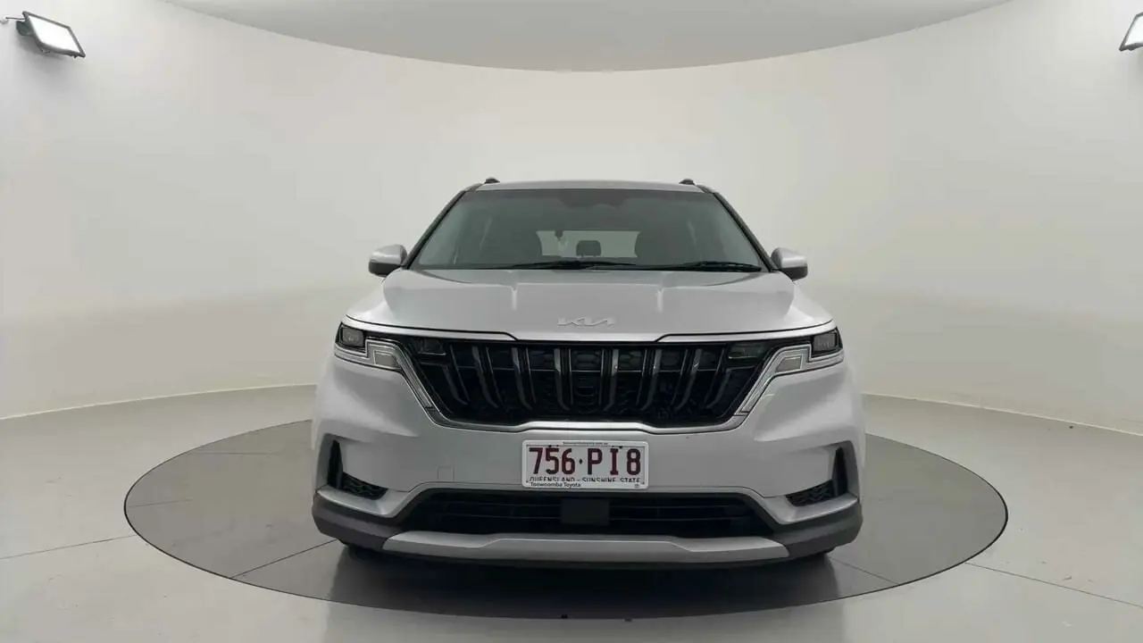 2021 Kia Carnival Gallery Image 8