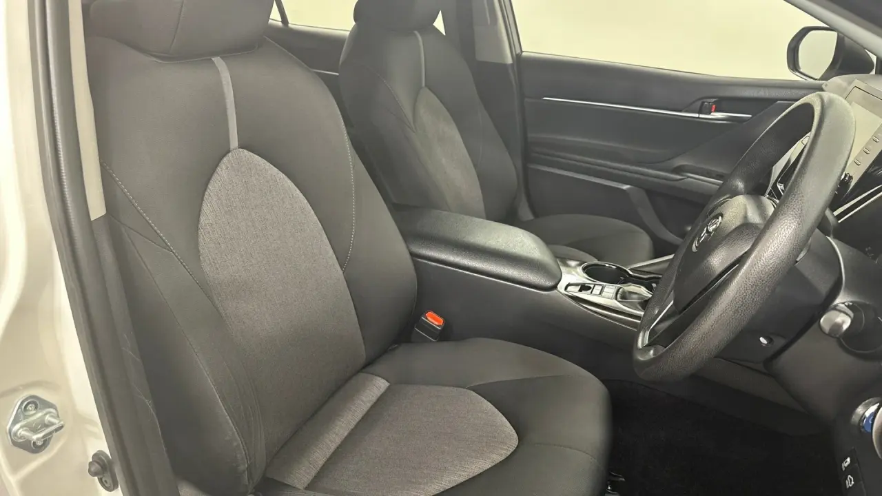 2021 Toyota Camry Gallery Image 15