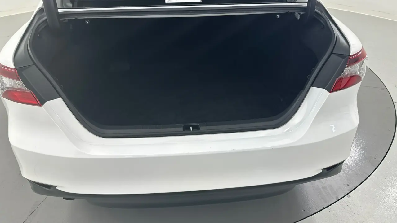 2021 Toyota Camry Gallery Image 21