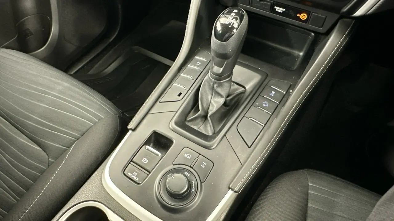 2023 Isuzu MU-X Gallery Image 15