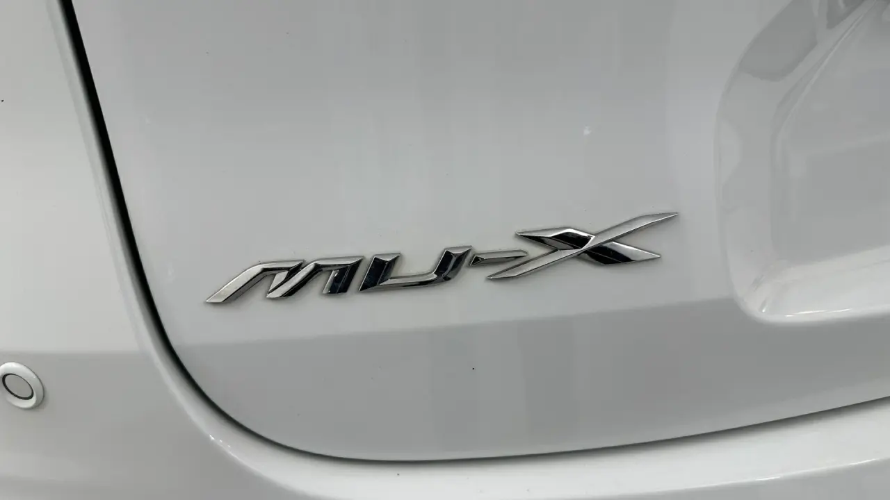 2023 Isuzu MU-X Gallery Image 19