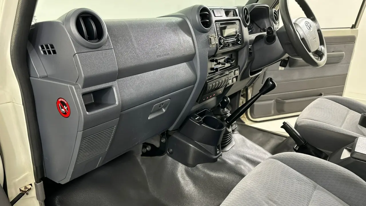 2019 Toyota Landcruiser Gallery Image 15