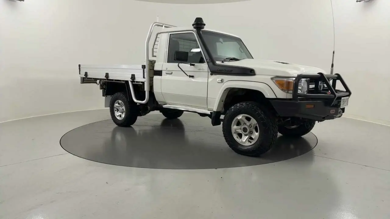 2019 Toyota Landcruiser Gallery Image 7