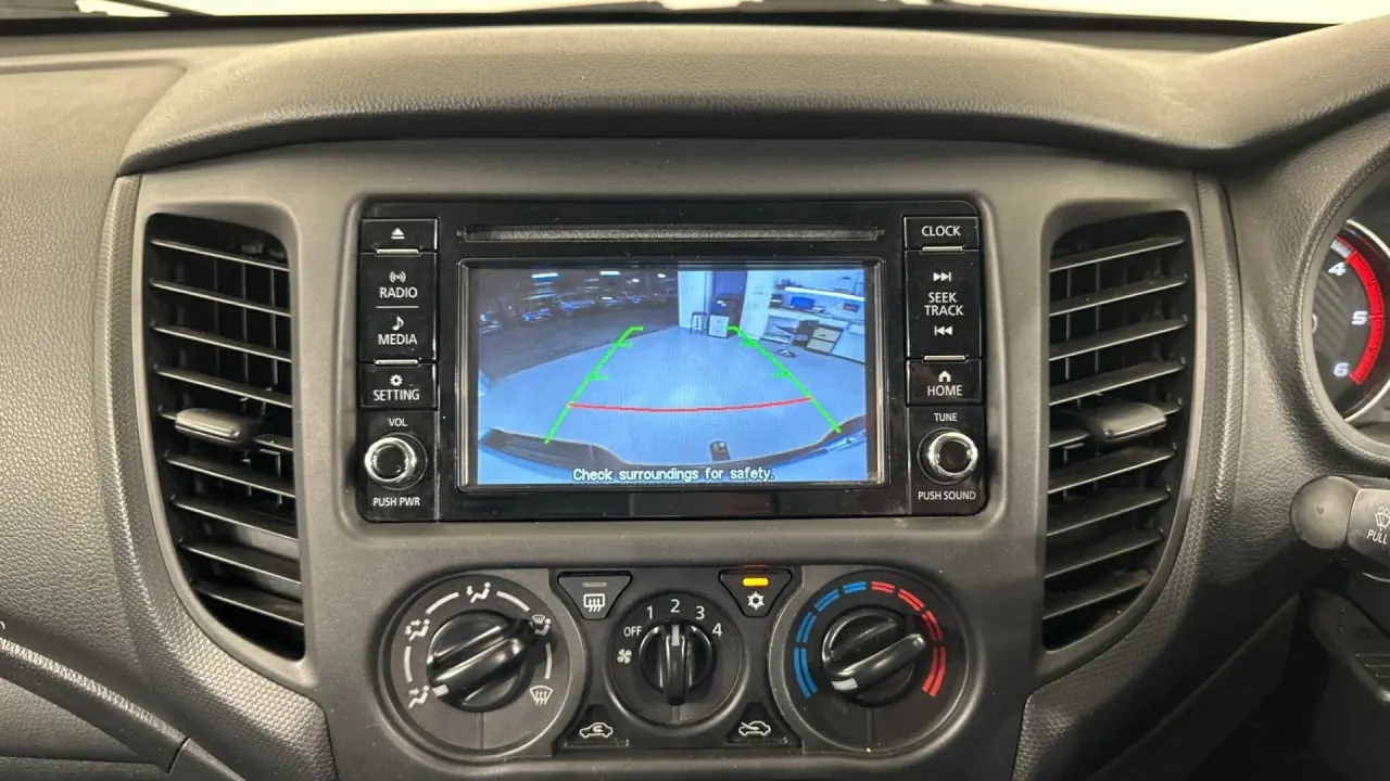 2021 Mitsubishi Triton Gallery Image 14