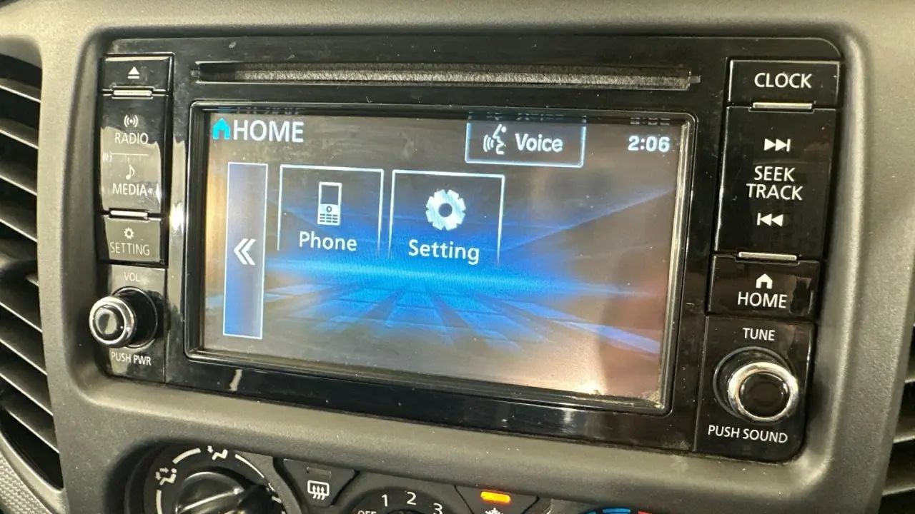 2021 Mitsubishi Triton Gallery Image 15