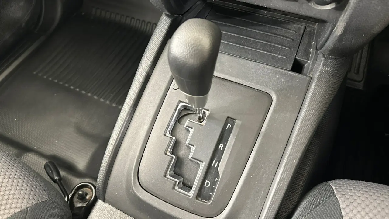 2021 Mitsubishi Triton Gallery Image 22