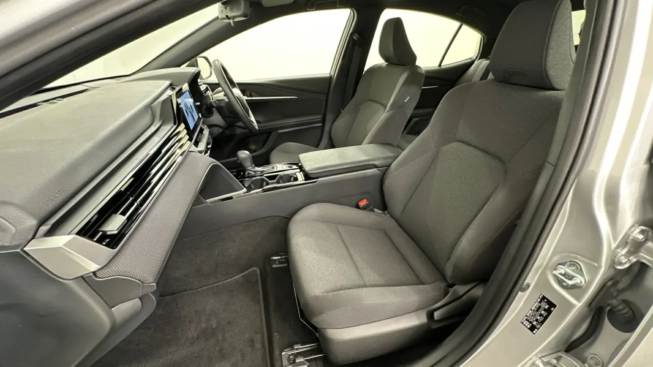 2024 Toyota Camry Gallery Image 11