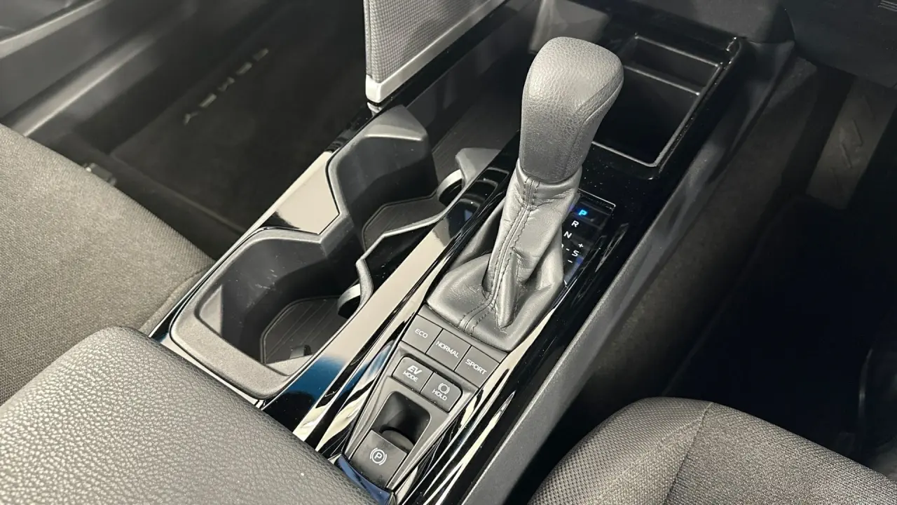 2024 Toyota Camry Gallery Image 14