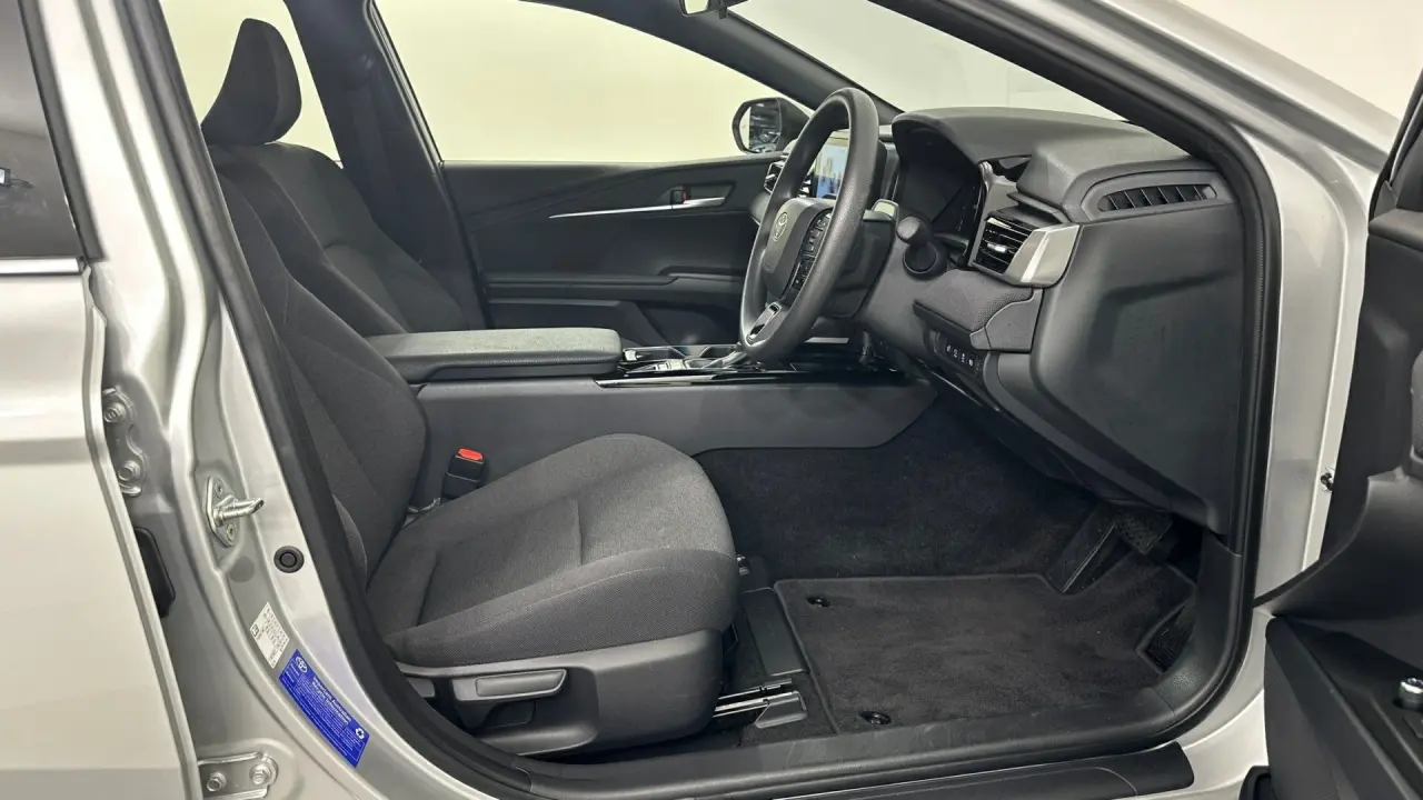 2024 Toyota Camry Gallery Image 15