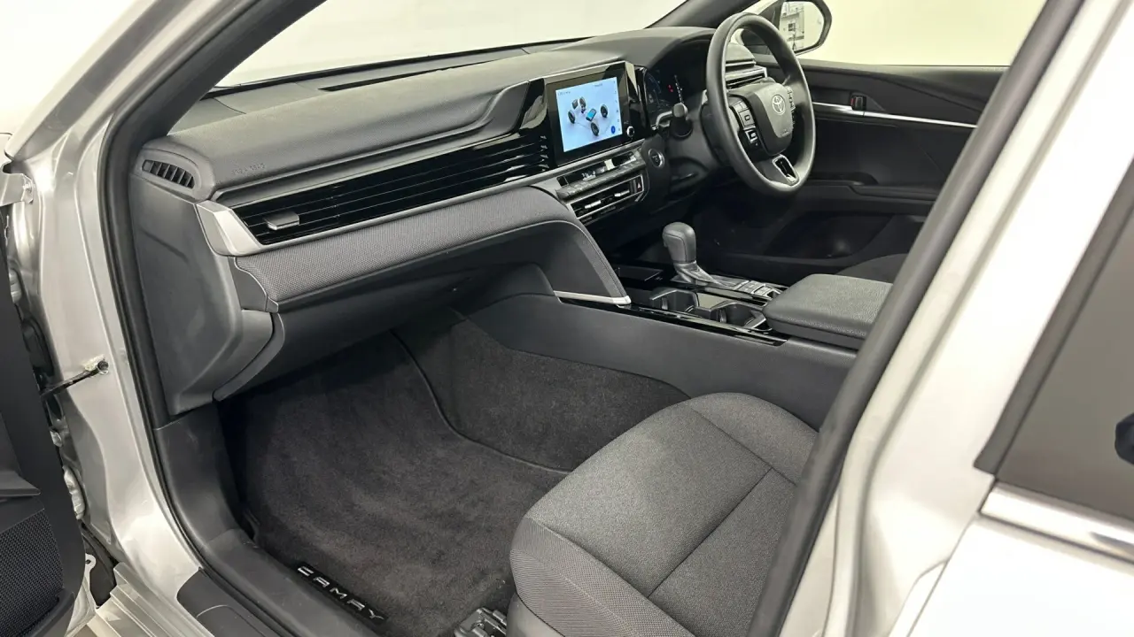2024 Toyota Camry Gallery Image 19