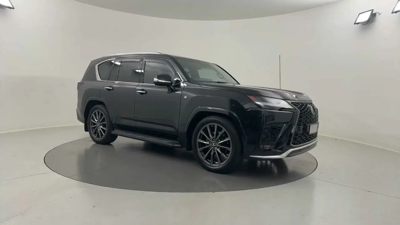 2022 Lexus LX500d Gallery Image 7