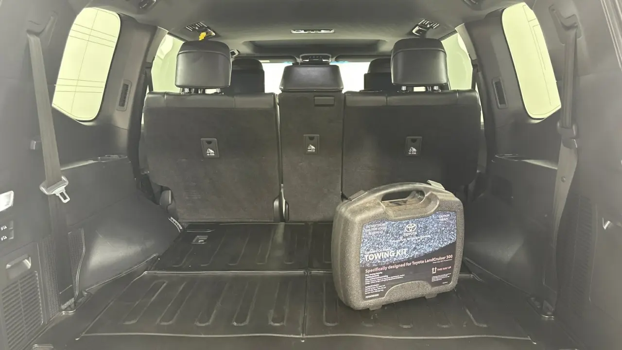 2023 Toyota Landcruiser Gallery Image 22