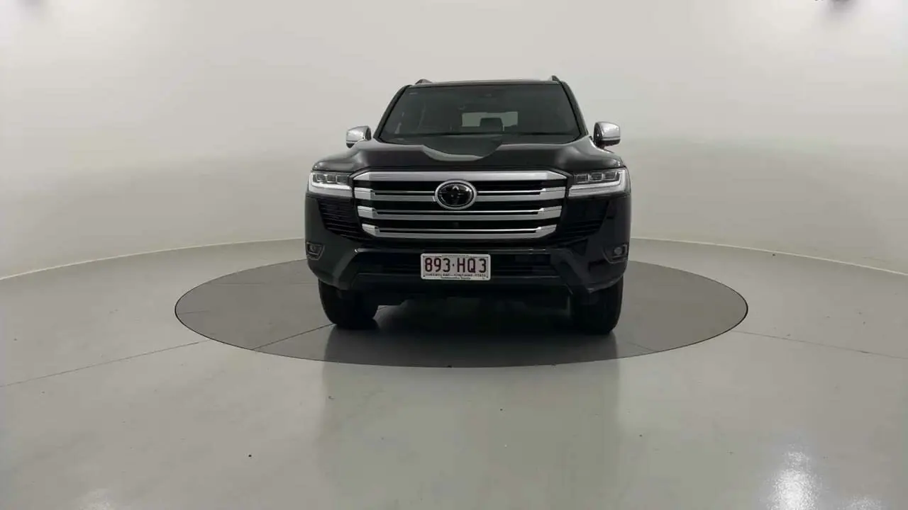 2023 Toyota Landcruiser Gallery Image 8