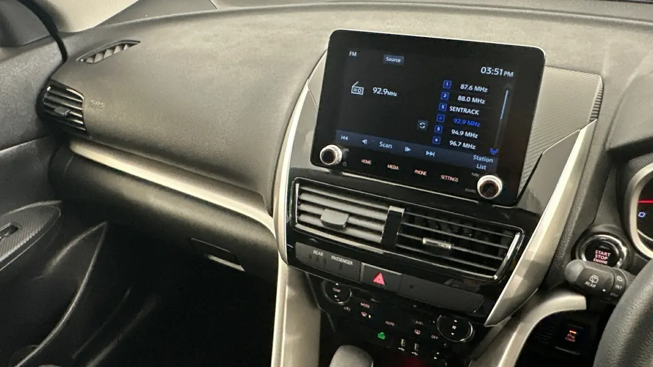 2024 Mitsubishi Eclipse Cross Gallery Image 15