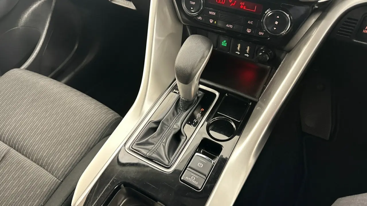 2024 Mitsubishi Eclipse Cross Gallery Image 18