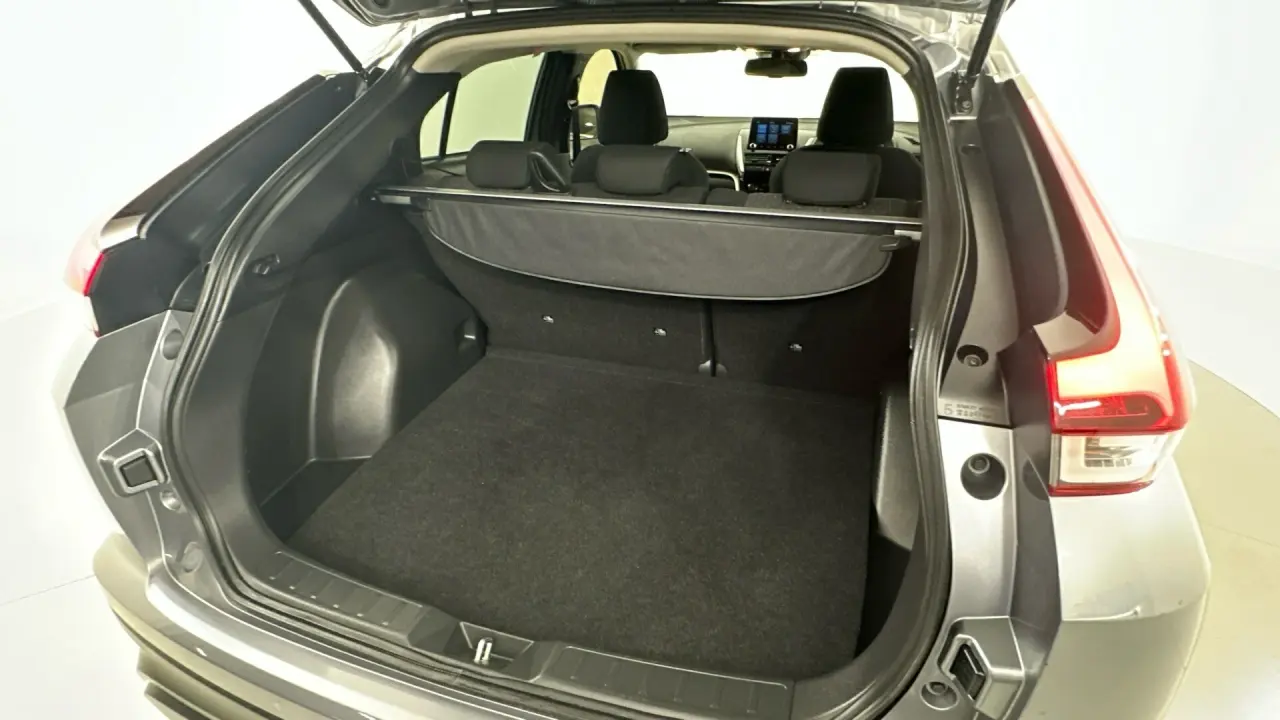 2024 Mitsubishi Eclipse Cross Gallery Image 19