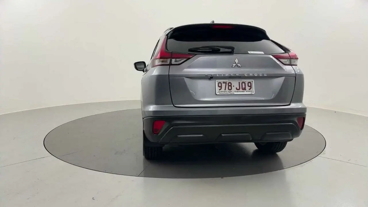 2024 Mitsubishi Eclipse Cross Gallery Image 4