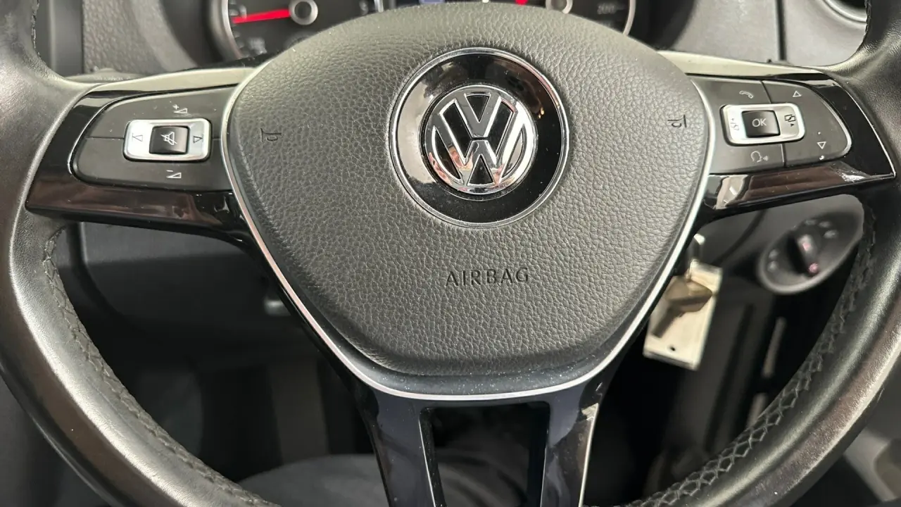 2015 Volkswagen Amarok Gallery Image 10