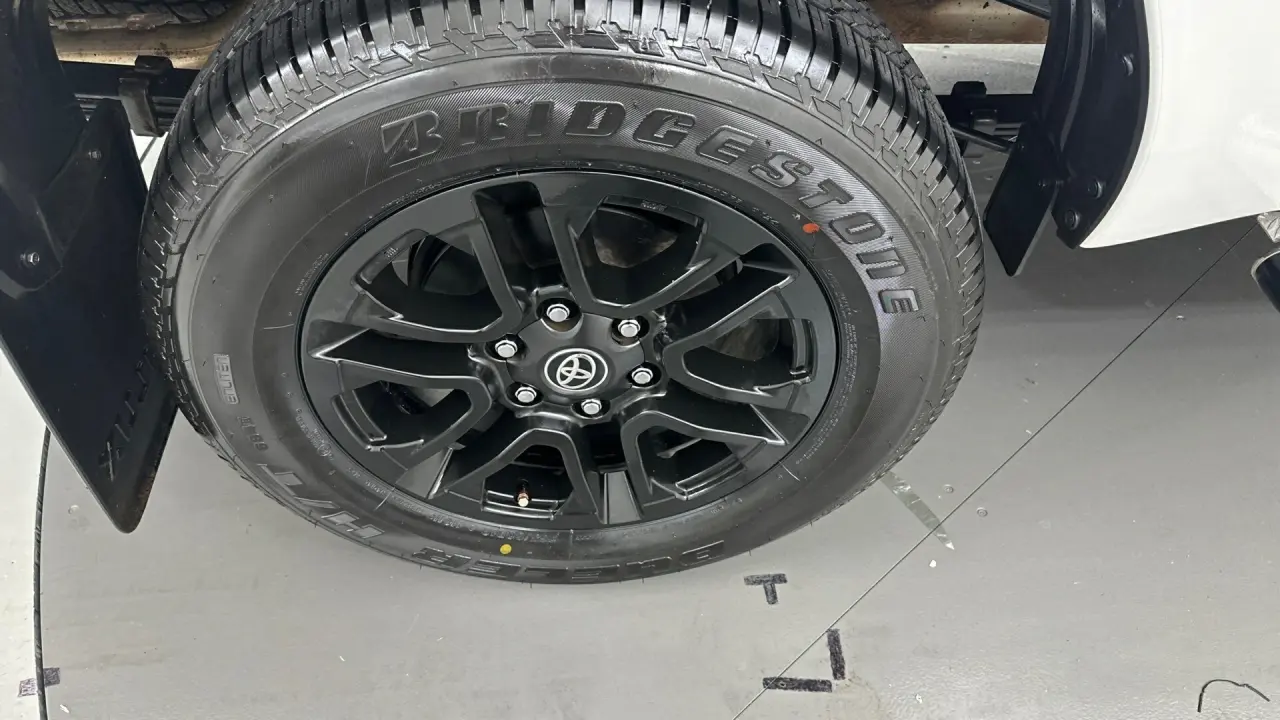 2022 Toyota Hilux Gallery Image 20