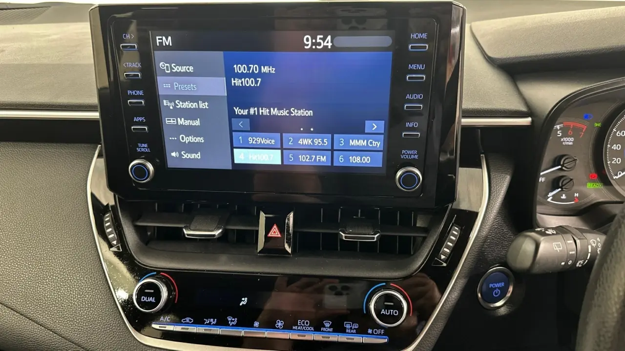 2021 Toyota Corolla Gallery Image 13