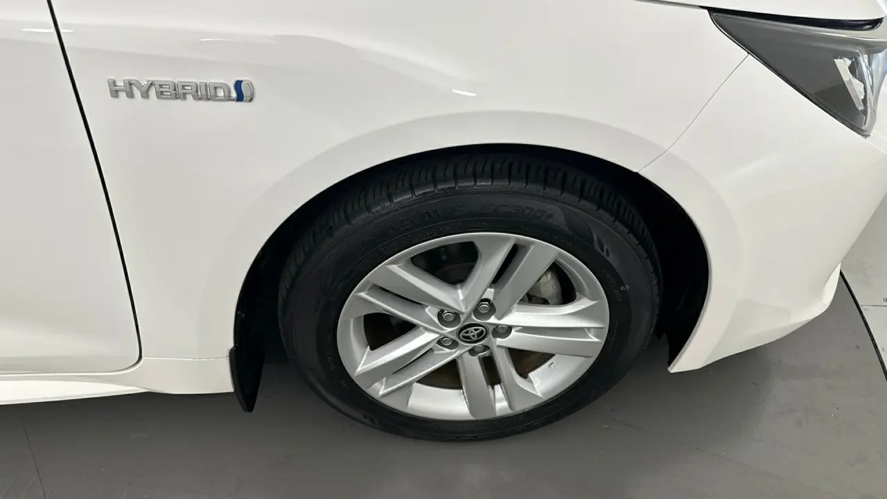 2020 Toyota Corolla Gallery Image 17