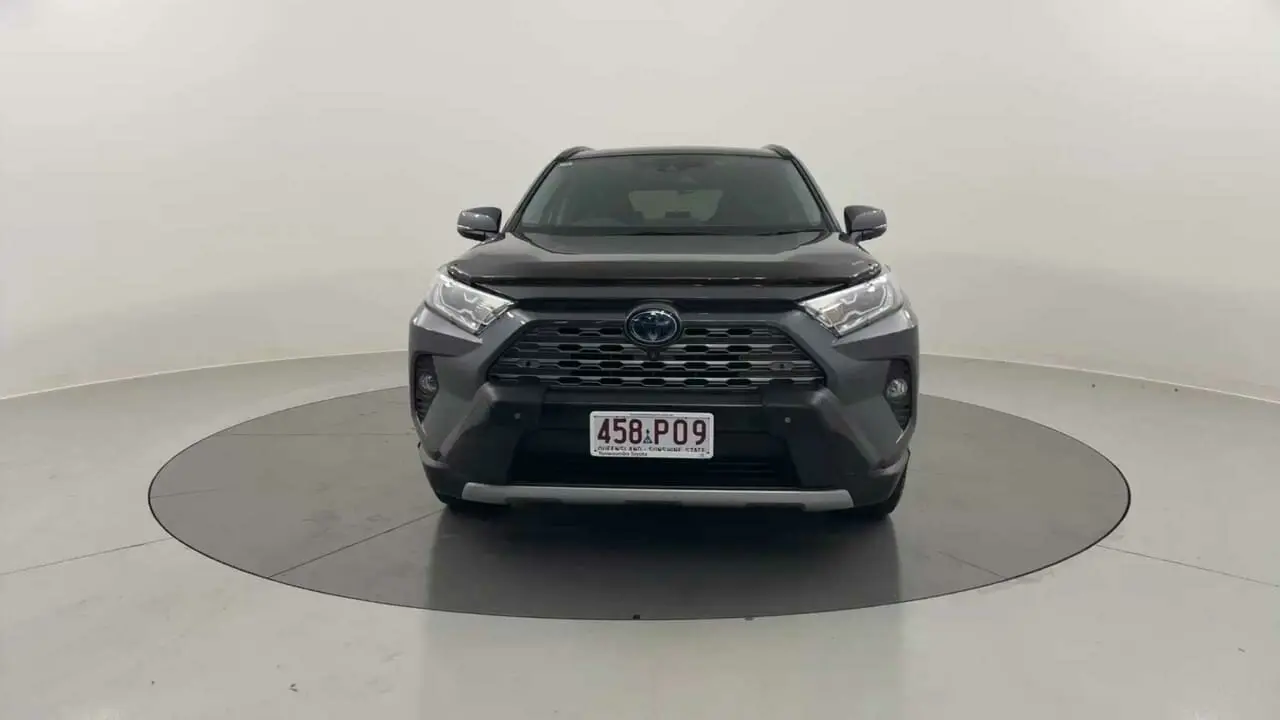 2021 Toyota RAV4 Gallery Image 8