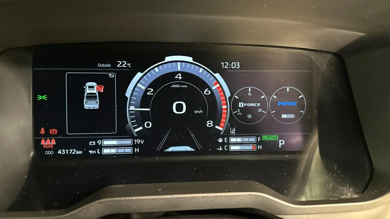 2023 Toyota Tundra Gallery Image 9