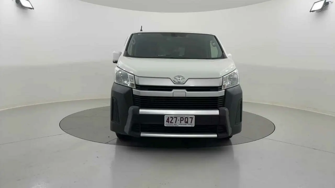 2019 Toyota HiAce Gallery Image 8