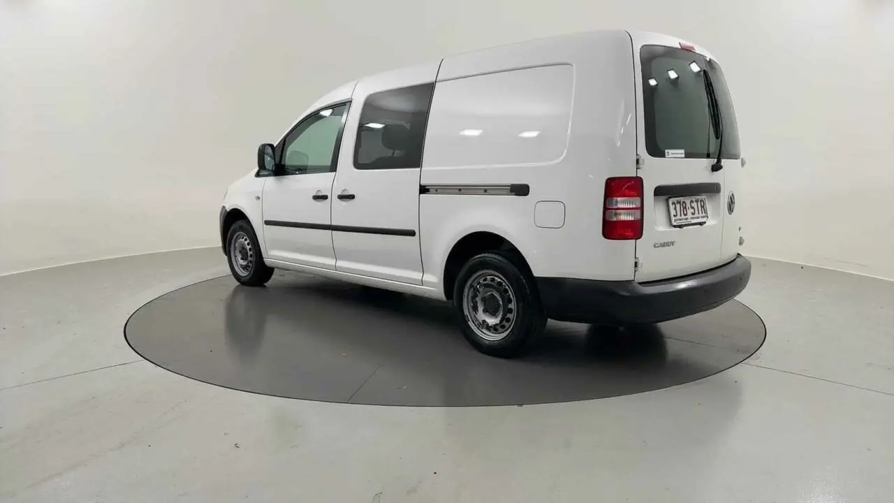 2012 Volkswagen Caddy Gallery Image 3