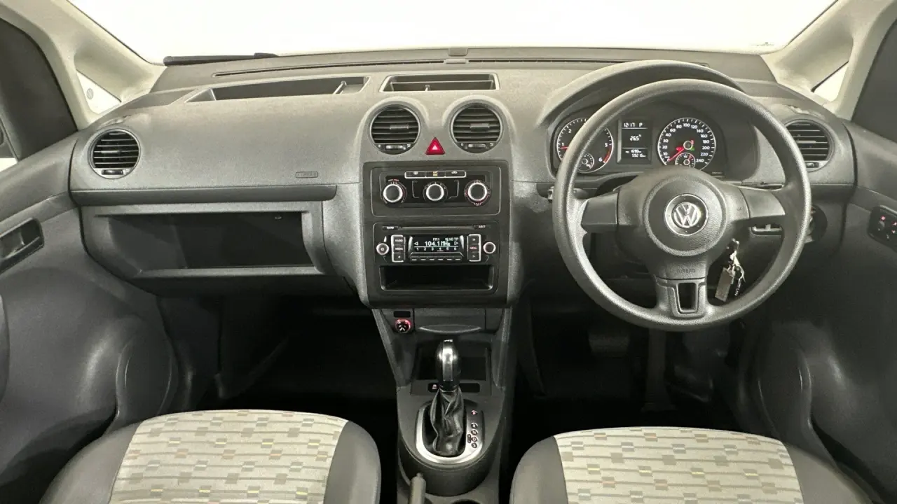 2012 Volkswagen Caddy Gallery Image 9