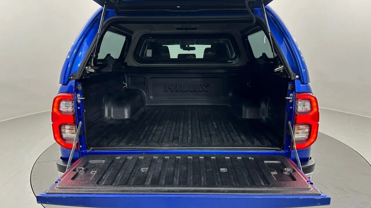 2020 Toyota Hilux Gallery Image 12