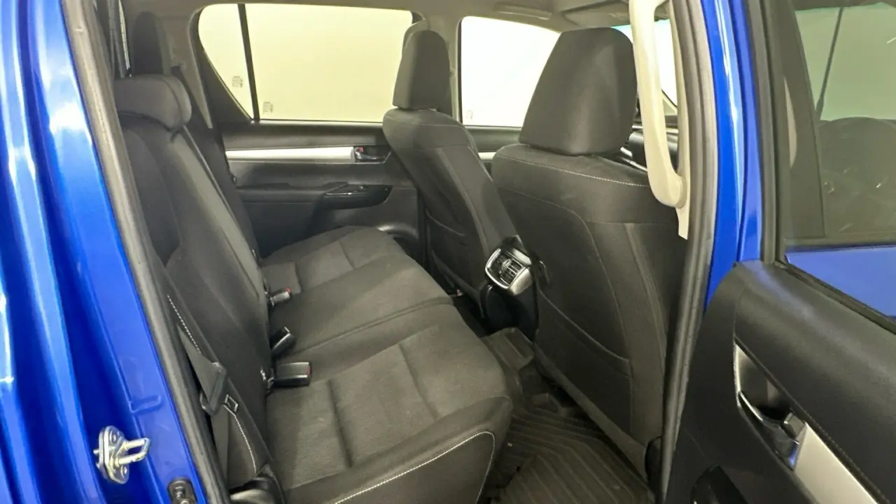 2020 Toyota Hilux Gallery Image 2