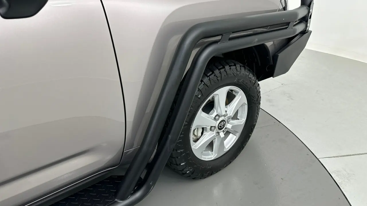 2023 Toyota Landcruiser Gallery Image 11