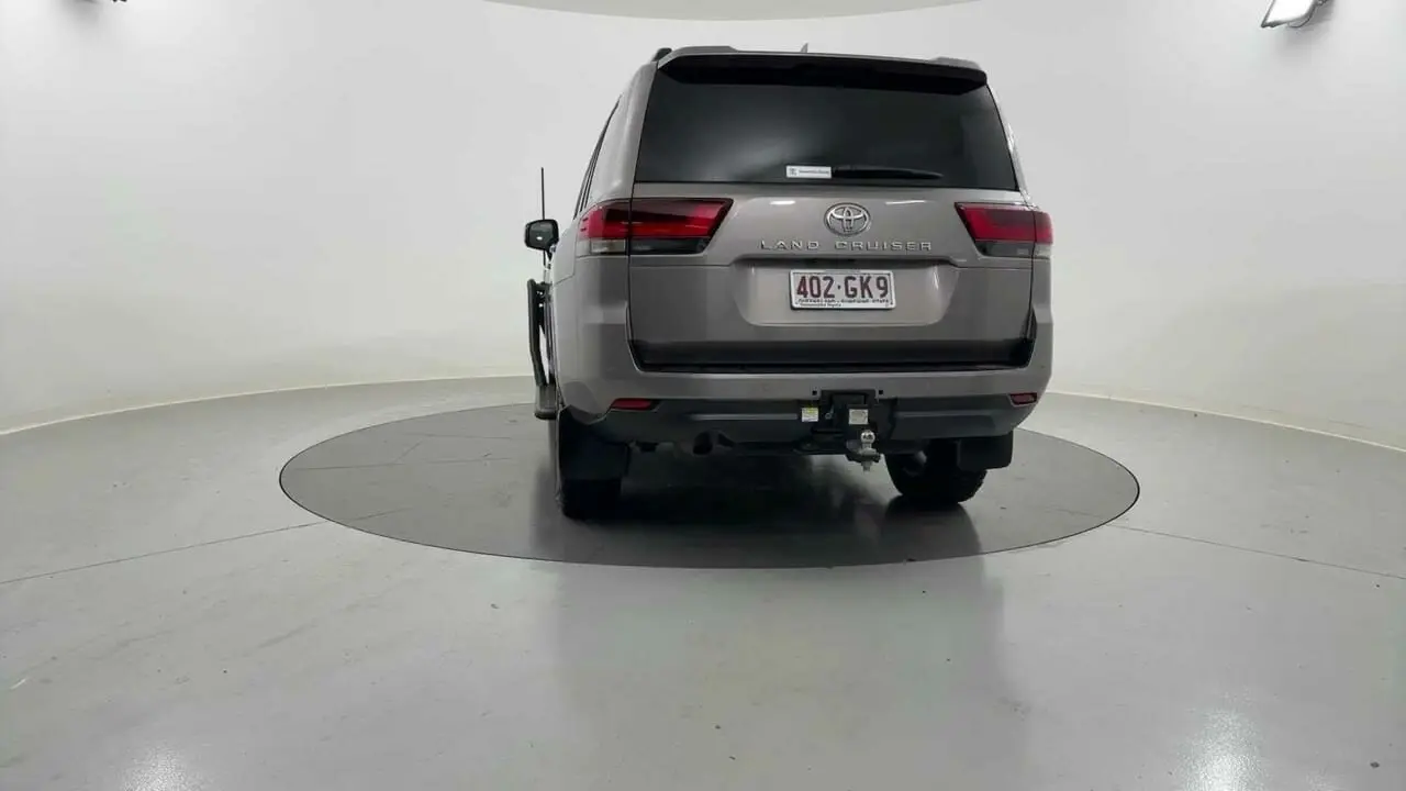 2023 Toyota Landcruiser Gallery Image 16