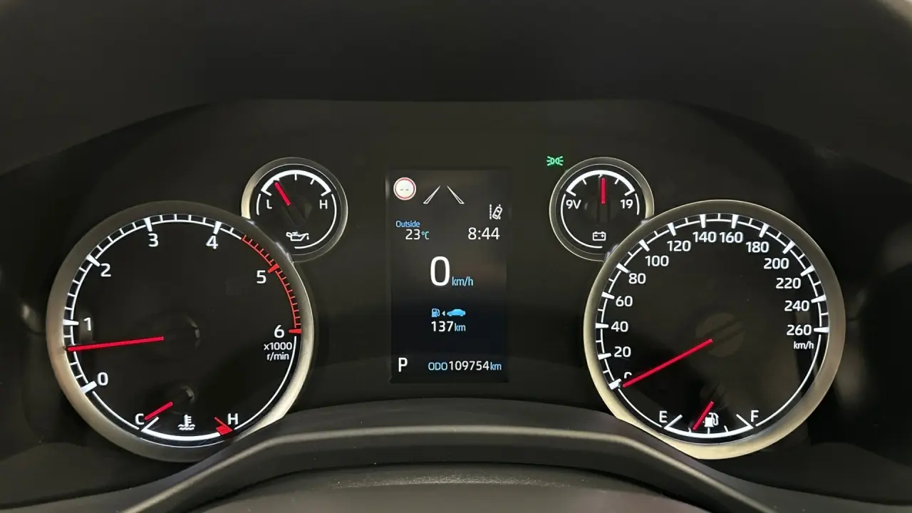 2023 Toyota Landcruiser Gallery Image 4