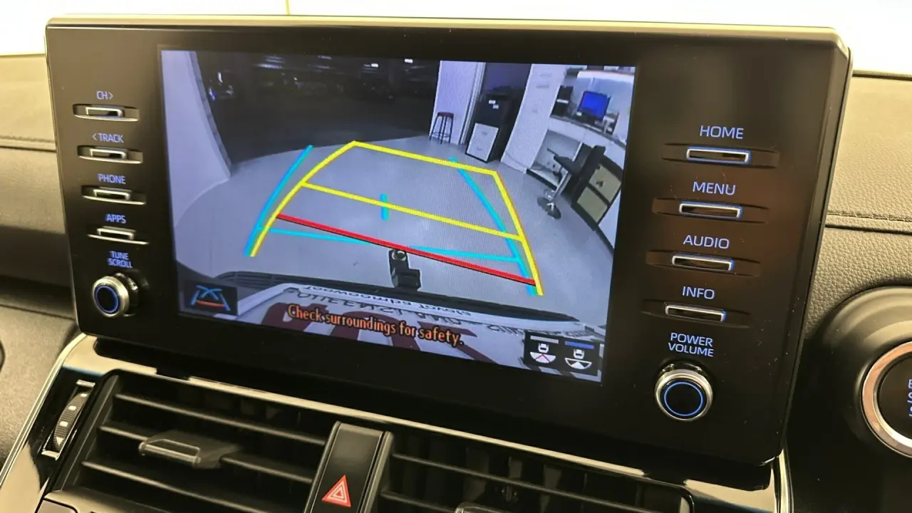 2023 Toyota Landcruiser Gallery Image 6