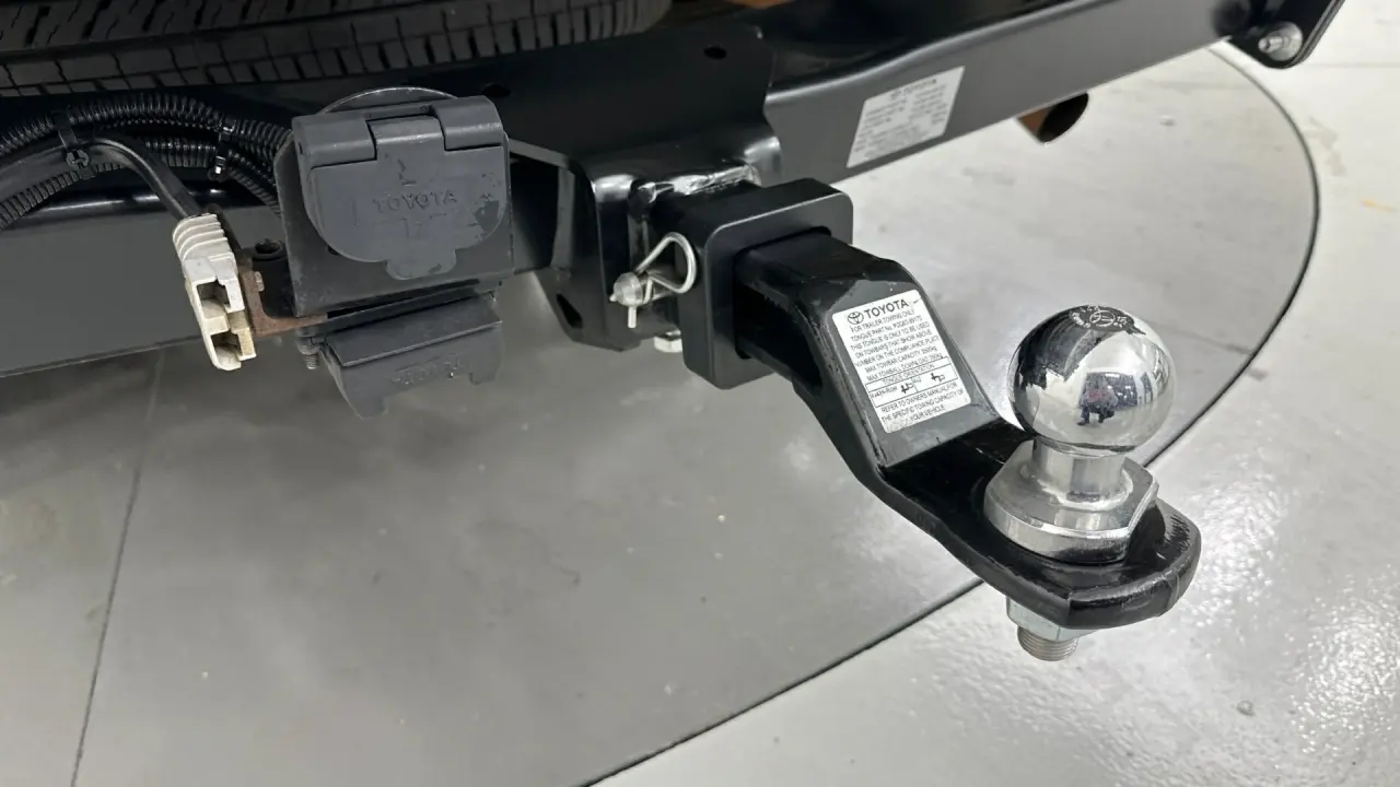 2020 Toyota Hilux Gallery Image 10