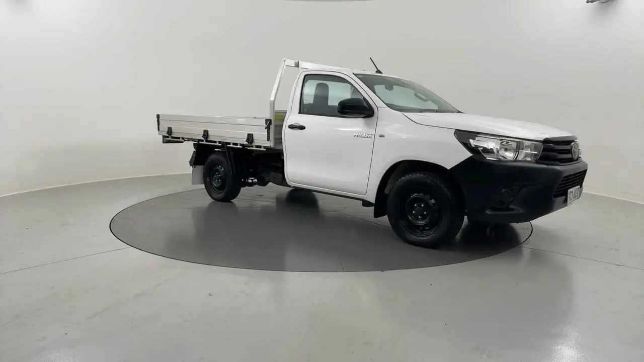 2020 Toyota Hilux Gallery Image 19
