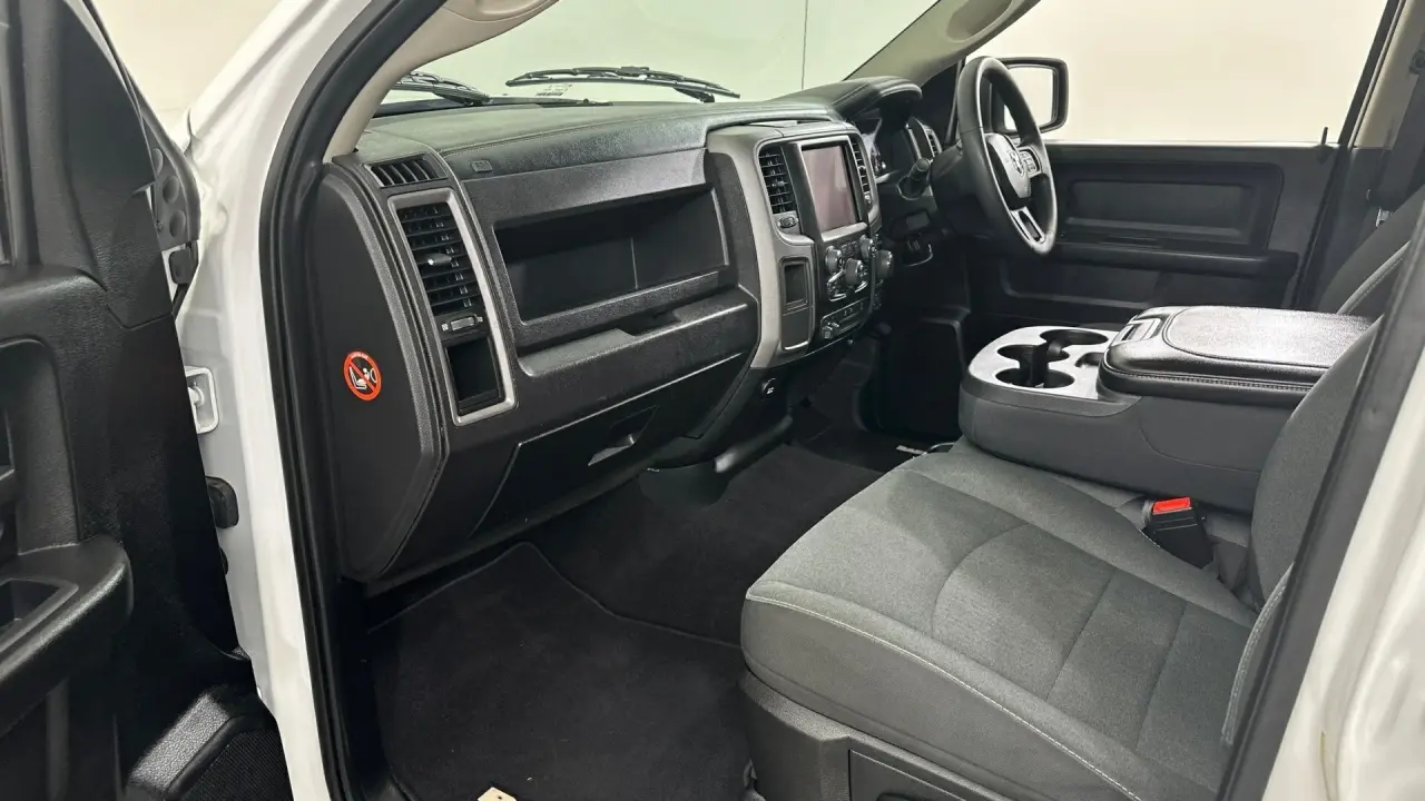 2021 Ram 1500 Gallery Image 15