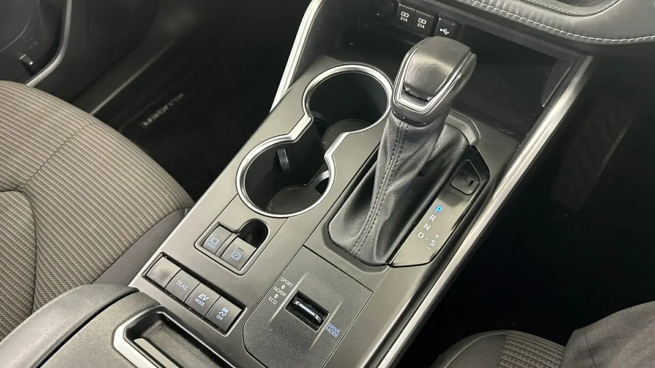 2021 Toyota Kluger Gallery Image 14